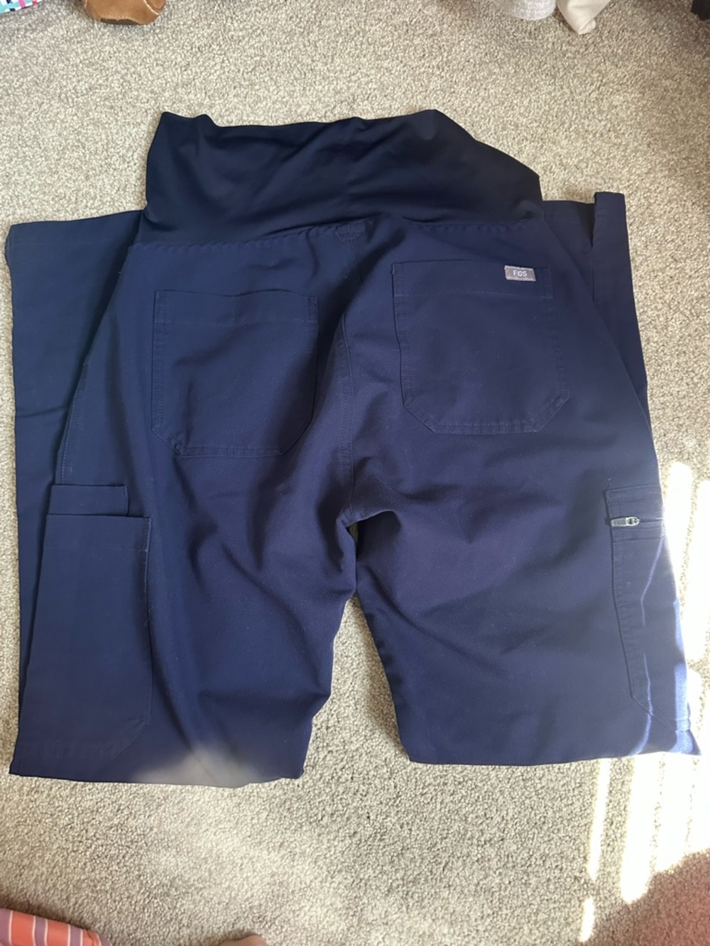 Figs Navy Yola Scrub Pants - Picture 3 of 4